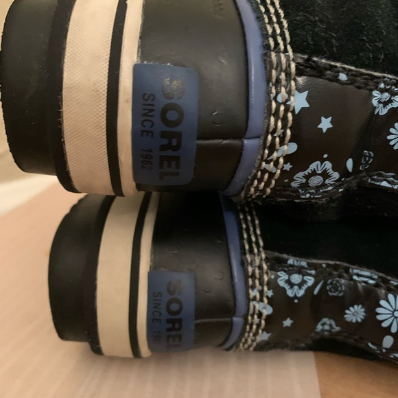 Sorel Youth Tofino Print Waterproof Lined Boots - Picture 4 of 6